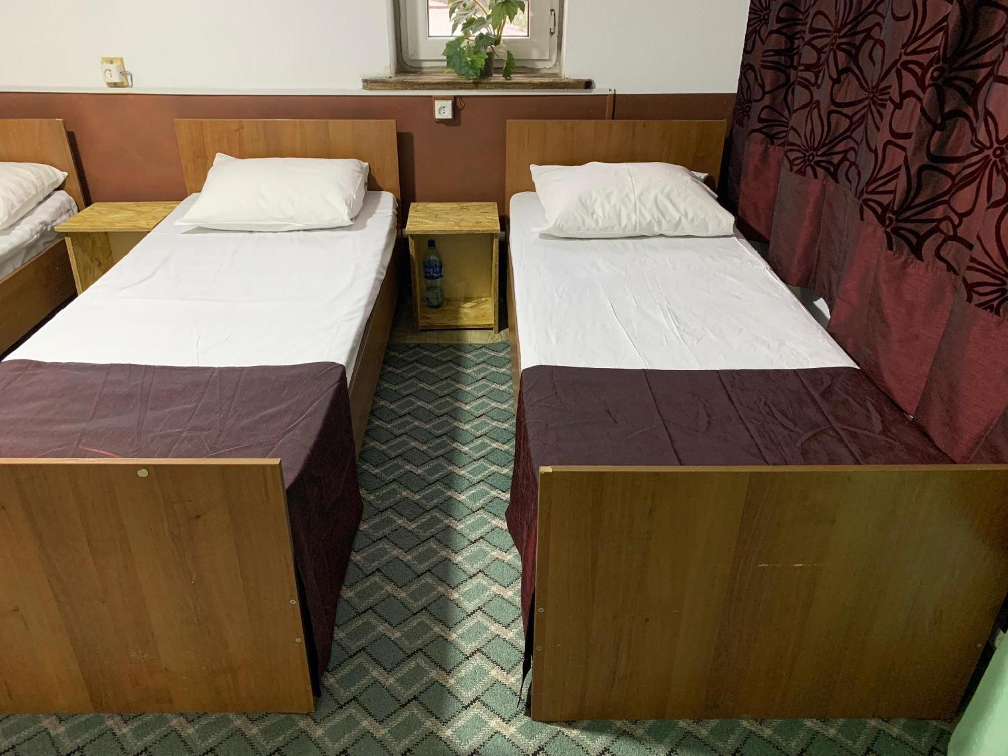 Bozui Hostel Bisjkek Eksteriør bilde